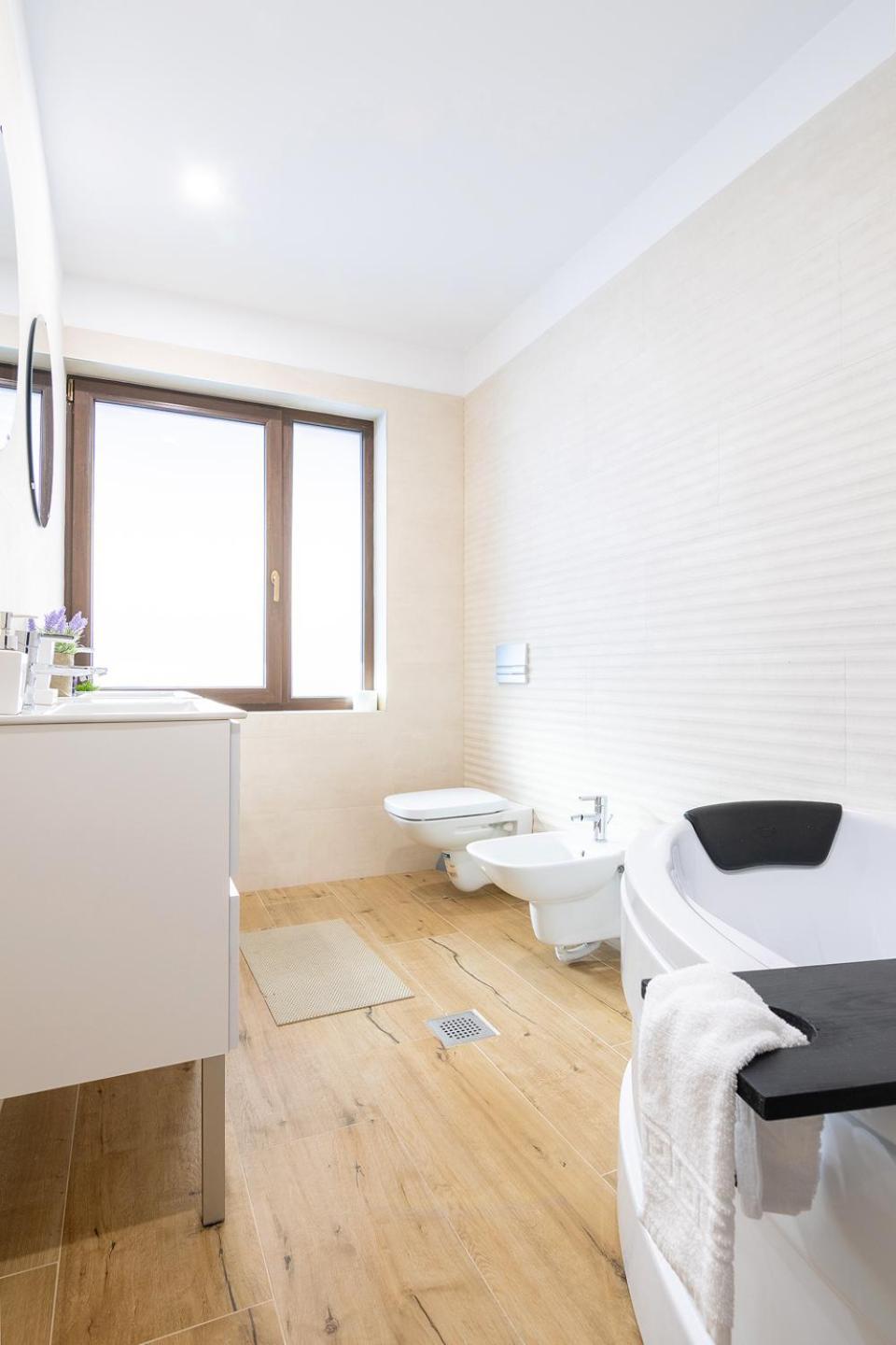 Mountain Serenity And Charming Old Town Nearby Apartment *