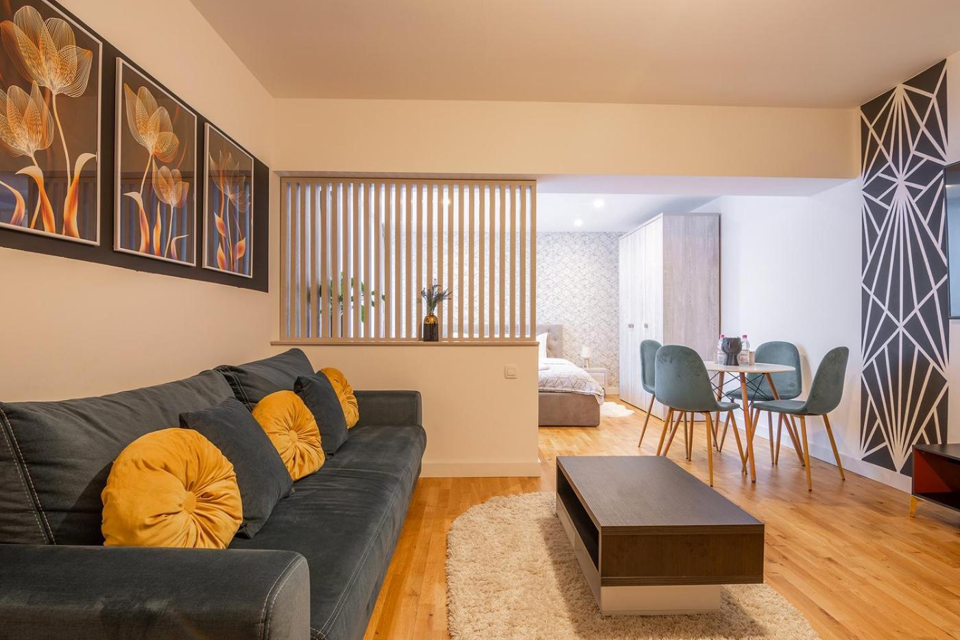 Apartment Mountain Serenity And Charming Old Town Nearby Brasov