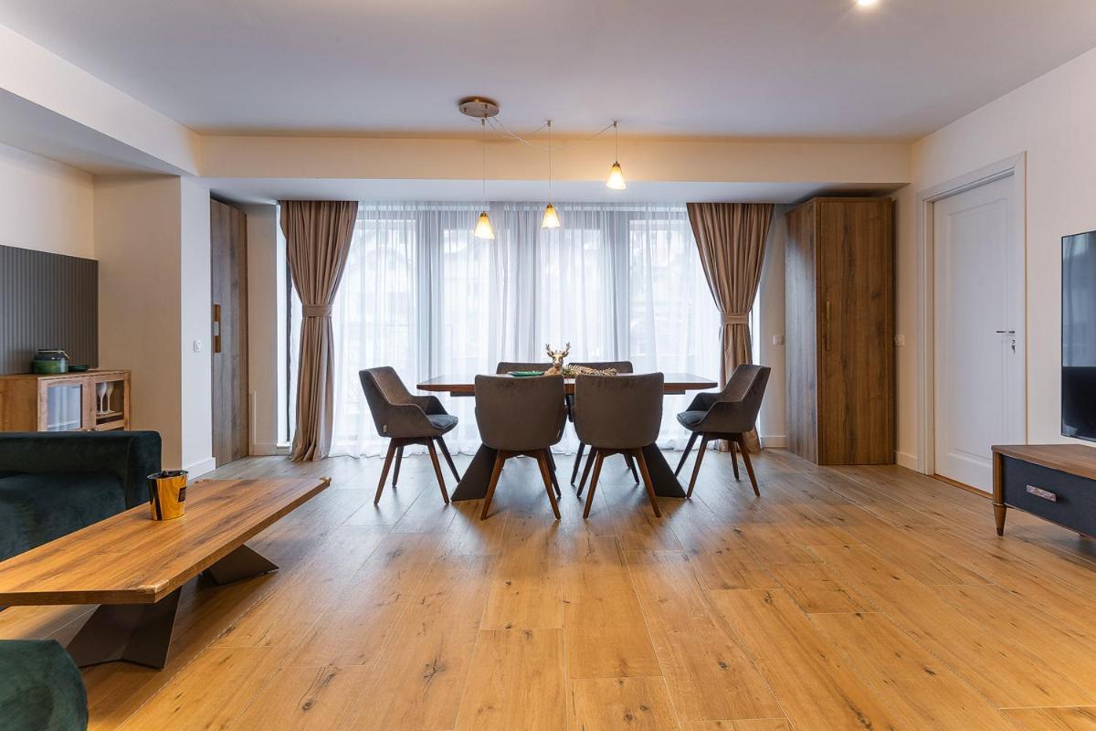 Mountain Serenity And Charming Old Town Nearby Apartment Brasov